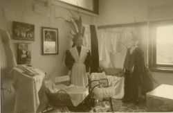 Sistiana, Mostra dei Costumi Popolari, settembre 2006: Angolo espositivo del Gruppo costumi tradizionali bisiachi