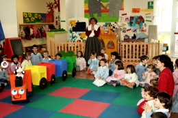 9 aprile 2009, Scuola dell'infanzia di Turriaco, preparazione a TrenInMostra