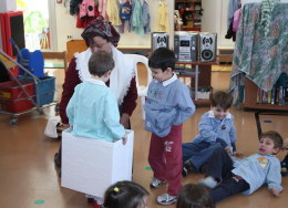 7 marzo 2009, Scuola dell'infanzia di Turriaco, preparazione a TrenInMostra